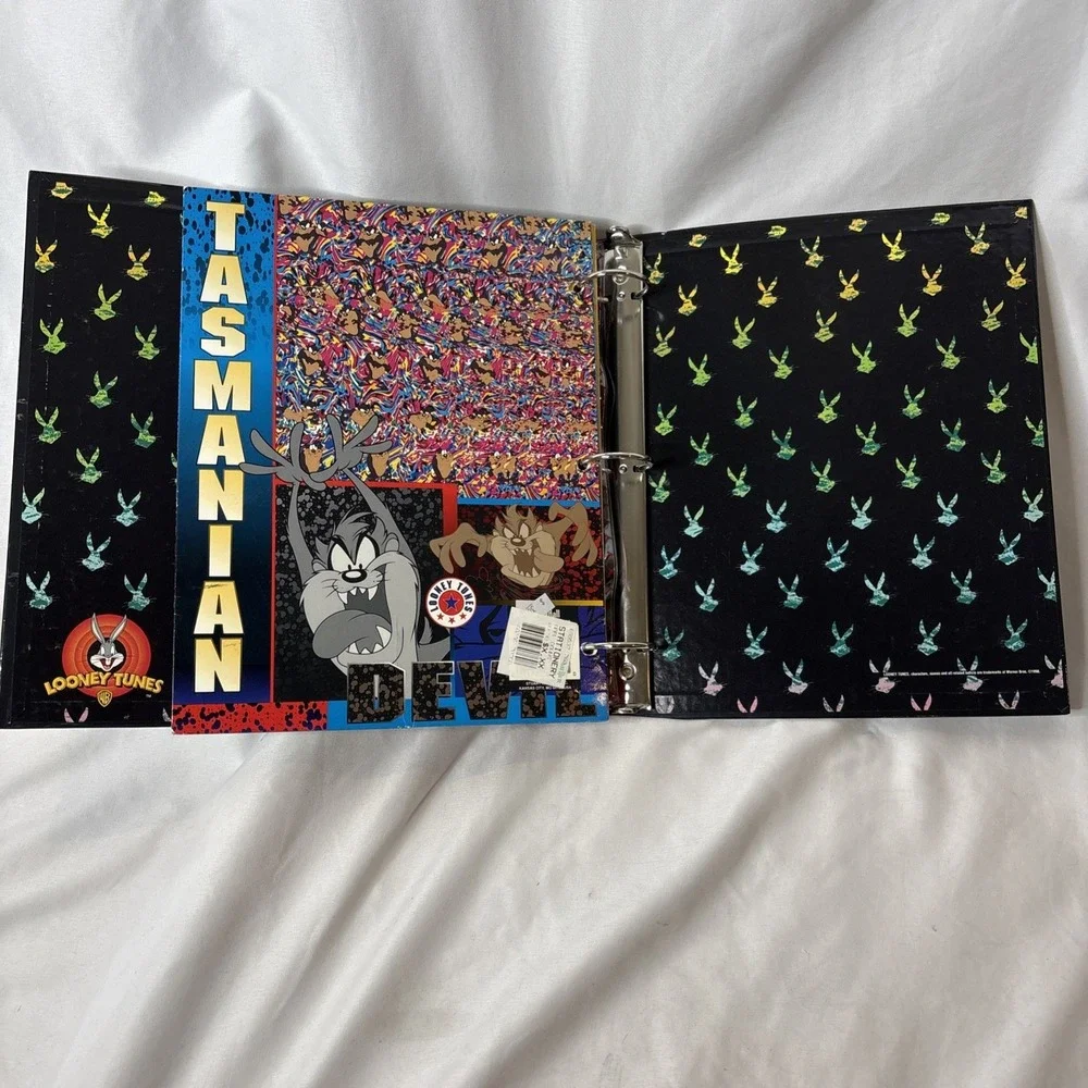 (2) Vtg Looney Tunes TAZ Tasmanian Devil 3-Ring Binders Folders 1990s‎